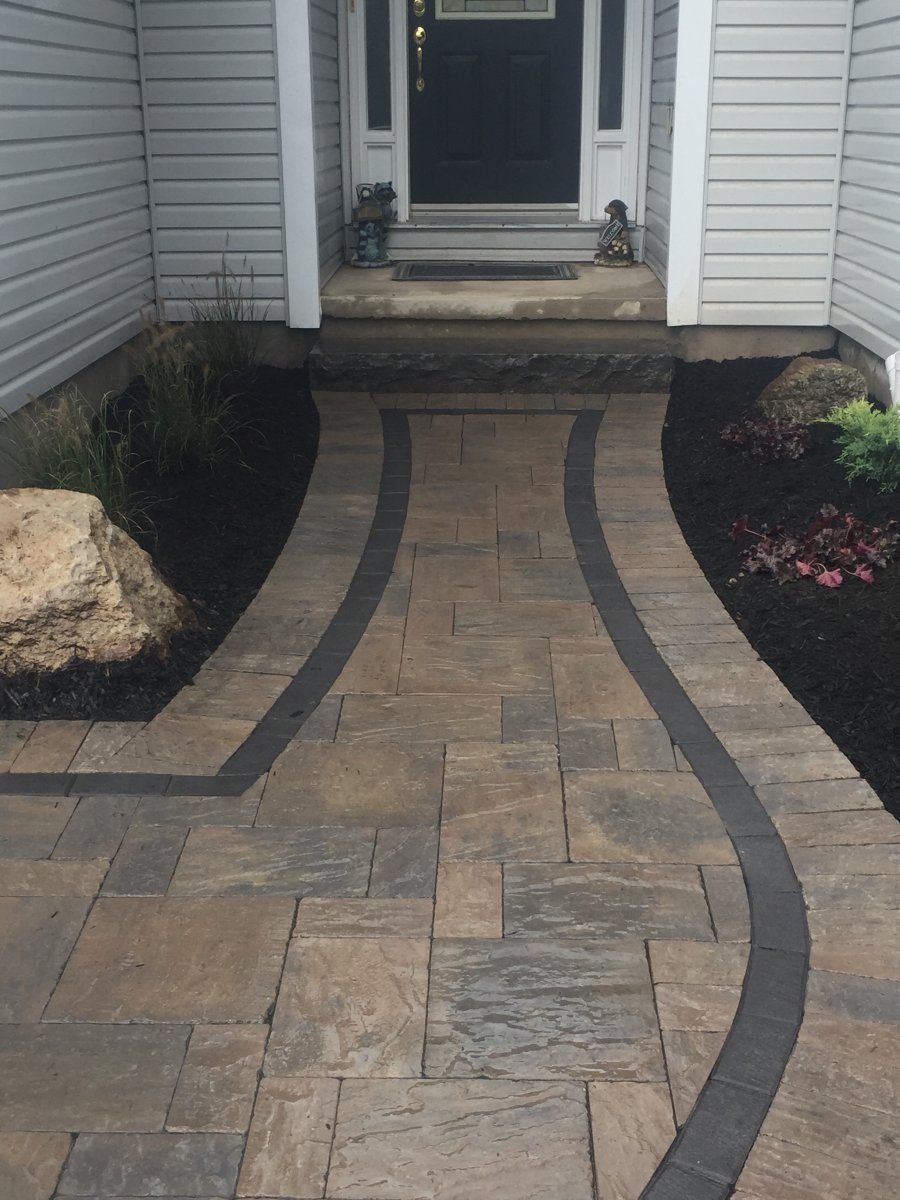 Banded Paver Entrance Walkway
